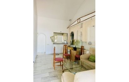 Resale - Apartment - Top Floor Apartment - Marbella - Nueva Andalucia