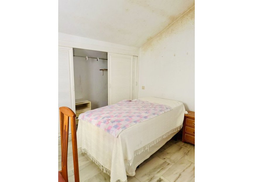 Resale - Apartment - Top Floor Apartment - Marbella - Nueva Andalucia