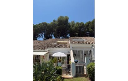 Resale - Apartment - Top Floor Apartment - Marbella - Nueva Andalucia