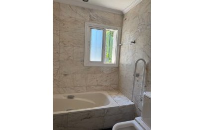 Resale - Apartment - Top Floor Apartment - Marbella - Nueva Andalucia