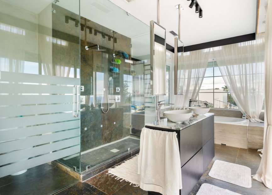 Reventa - House - Detached Villa - Estepona - Estepona Centro