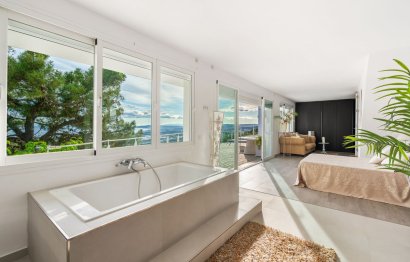 Reventa - House - Detached Villa - Estepona - Estepona Centro