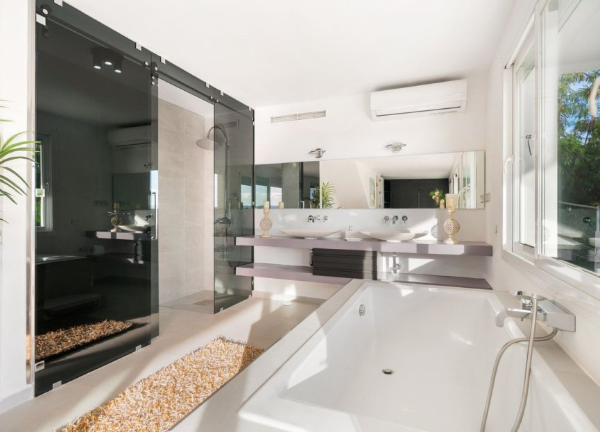 Reventa - House - Detached Villa - Estepona - Estepona Centro