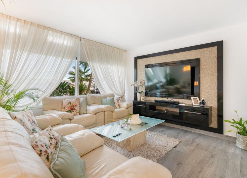 Reventa - House - Detached Villa - Estepona - Estepona Centro