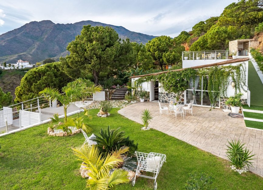 Reventa - House - Detached Villa - Estepona - Estepona Centro