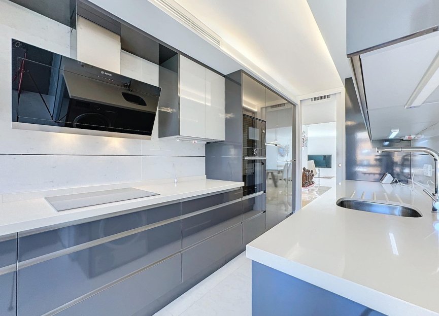 Resale - Apartment - Penthouse - Manilva - Manilva Centro