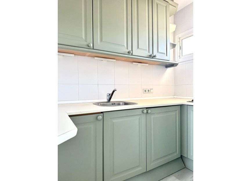 Resale - Apartment - Top Floor Studio - Marbella - Marbella Centro