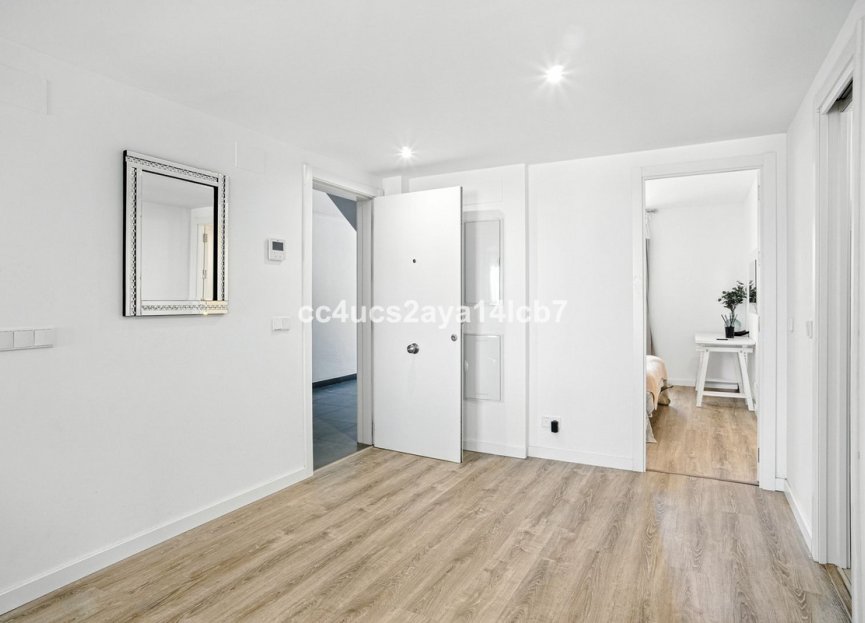 Reventa - Ground floor apartment - Estepona - Estepona Centro