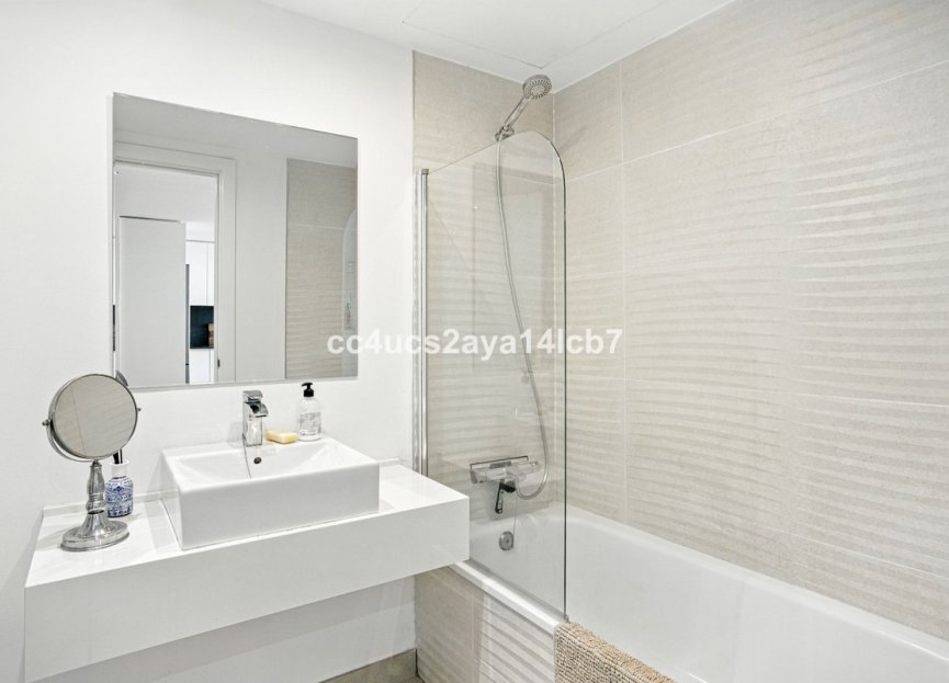 Reventa - Ground floor apartment - Estepona - Estepona Centro