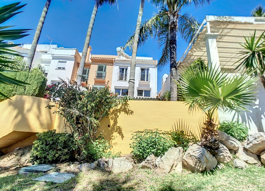 Resale - House - Semi-Detached House - Benalmádena - Arroyo de la Miel