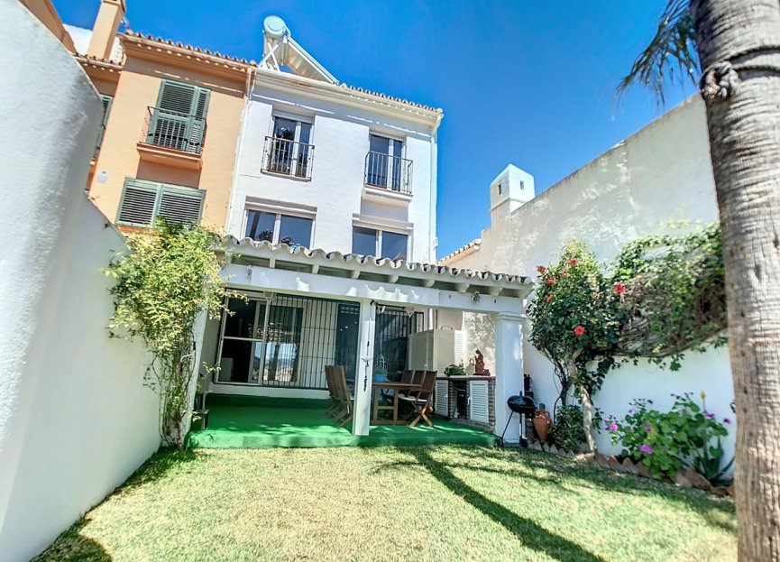 Resale - House - Semi-Detached House - Benalmádena - Arroyo de la Miel