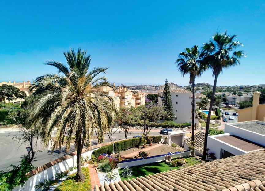 Resale - House - Semi-Detached House - Benalmádena - Arroyo de la Miel