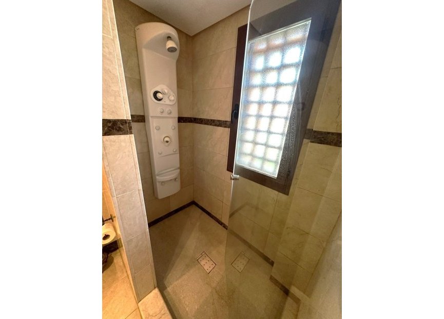 Resale - Apartment - Middle Floor Apartment - Marbella - Puerto Banús