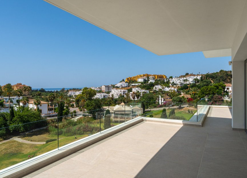 Resale - House - Detached Villa - Estepona - Estepona Centro