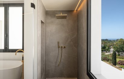 Resale - House - Detached Villa - Estepona - Estepona Centro