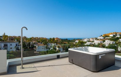 Resale - House - Detached Villa - Estepona - Estepona Centro