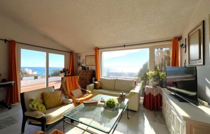 Resale - House - Detached Villa - Estepona - Estepona Centro