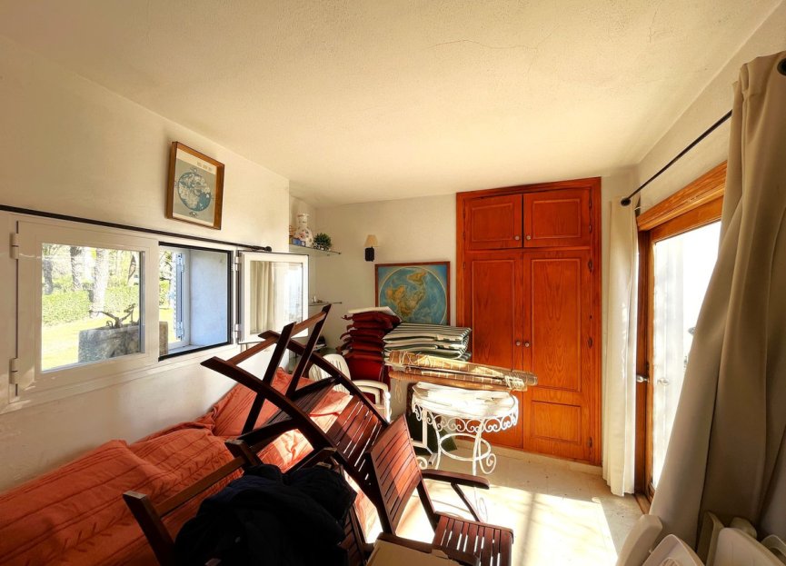 Resale - House - Detached Villa - Estepona - Estepona Centro