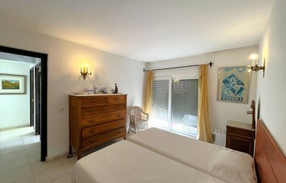 Resale - House - Detached Villa - Estepona - Estepona Centro