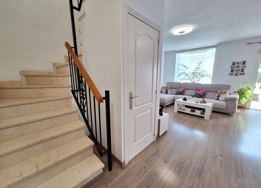 Resale - House - Townhouse - Estepona - Estepona Centro