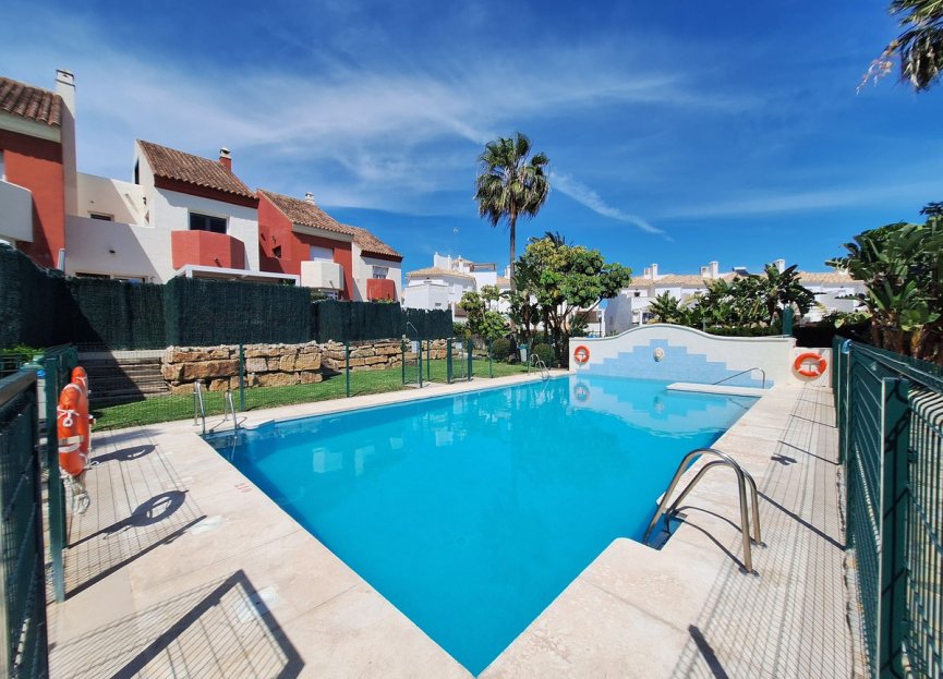 Resale - House - Townhouse - Estepona - Estepona Centro