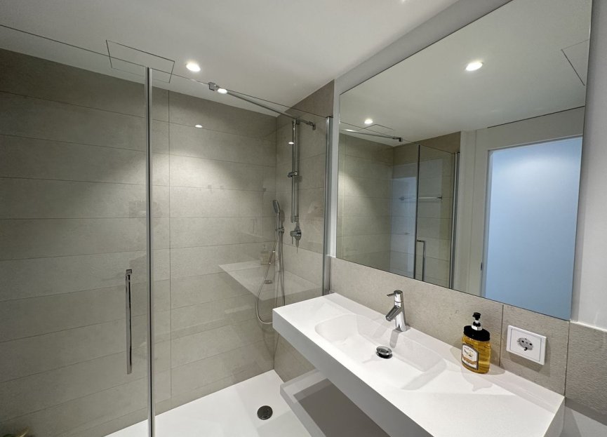 Resale - Ground floor apartment - Benalmádena - Benalmadena Centro