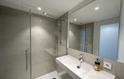 Resale - Ground floor apartment - Benalmádena - Benalmadena Centro