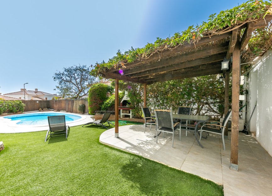 Resale - House - Semi-Detached House - Fuengirola - Fuengirola Centro