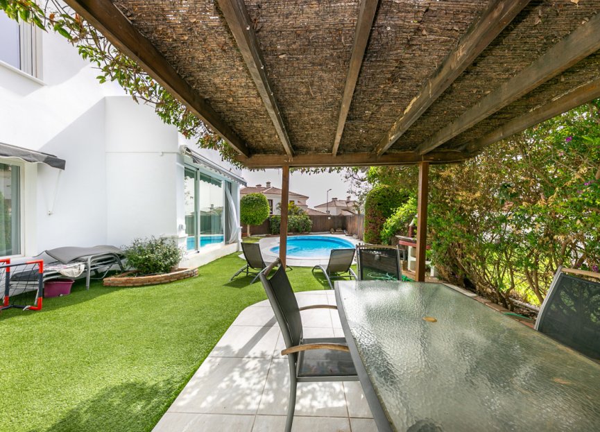 Resale - House - Semi-Detached House - Fuengirola - Fuengirola Centro