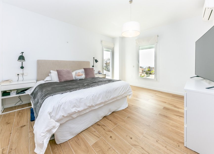 Resale - House - Semi-Detached House - Fuengirola - Fuengirola Centro