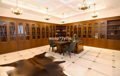 Resale - House - Detached Villa - Marbella - Marbella Centro