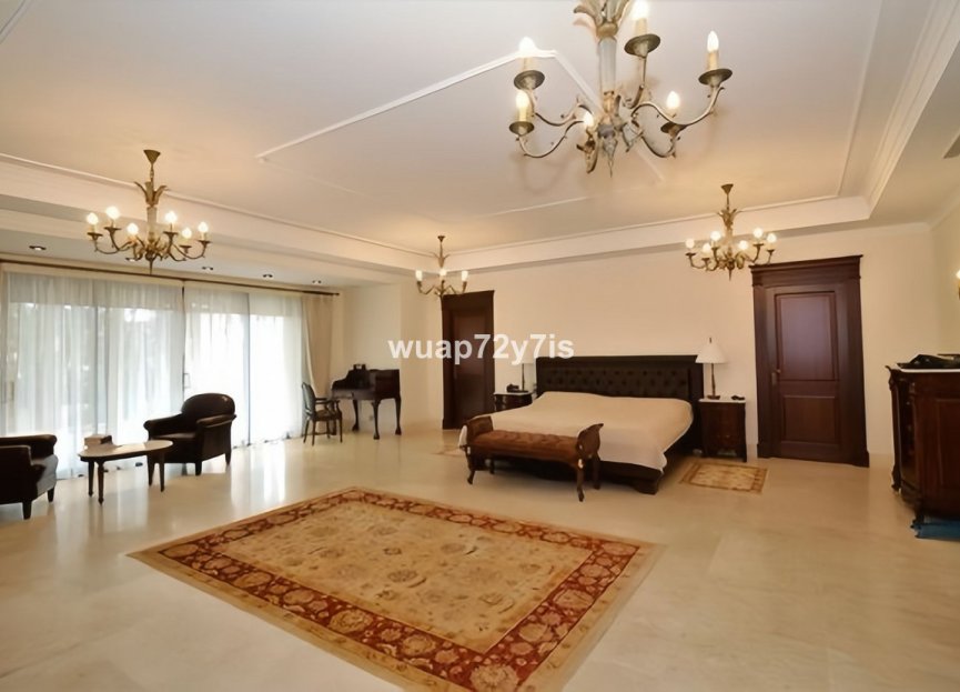 Resale - House - Detached Villa - Marbella - Marbella Centro