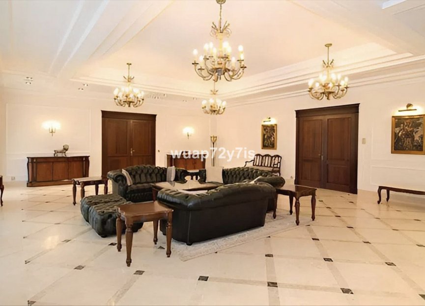 Resale - House - Detached Villa - Marbella - Marbella Centro