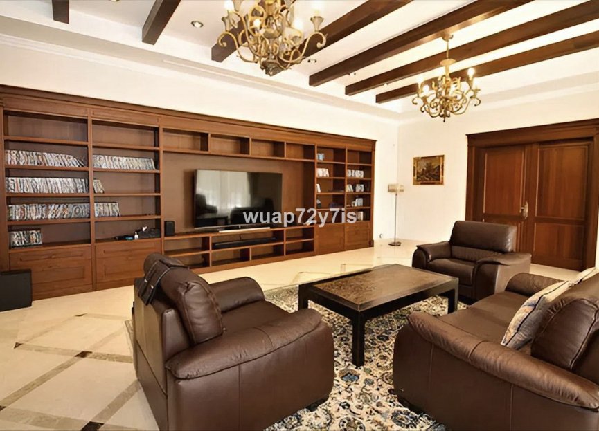 Resale - House - Detached Villa - Marbella - Marbella Centro