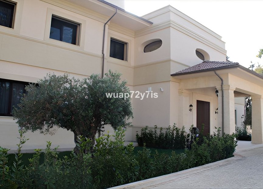 Resale - House - Detached Villa - Marbella - Marbella Centro