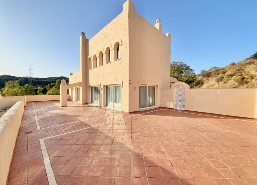 Resale - Apartment - Penthouse - Marbella - Elviria