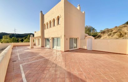 Resale - Apartment - Penthouse - Marbella - Elviria