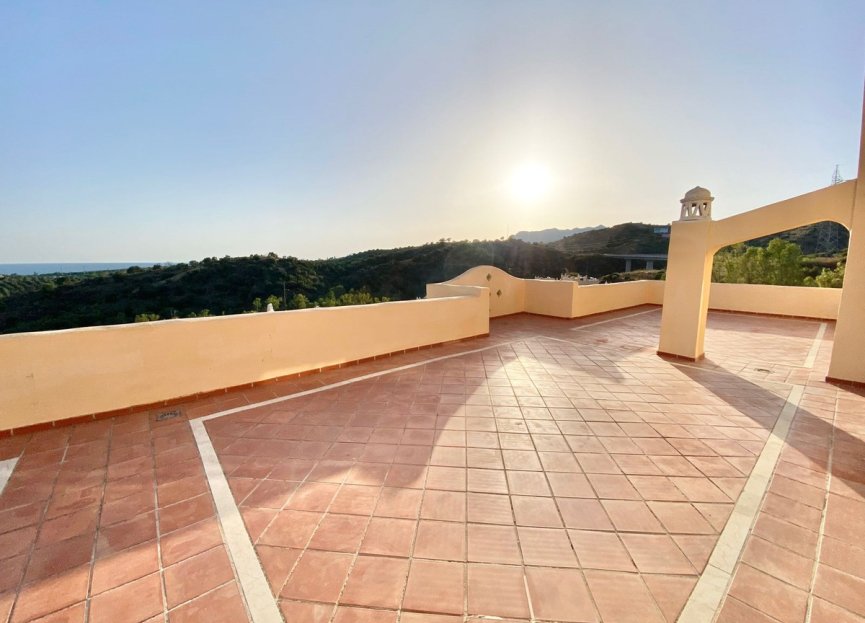 Resale - Apartment - Penthouse - Marbella - Elviria