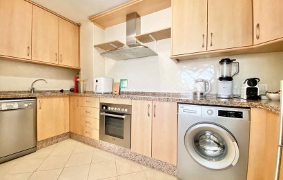 Resale - Apartment - Penthouse - Marbella - Elviria