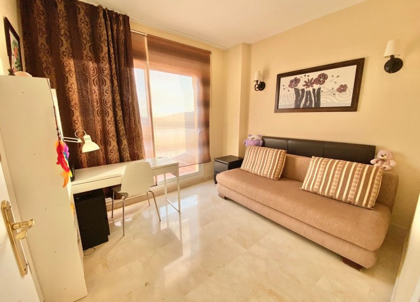 Resale - Apartment - Penthouse - Marbella - Elviria