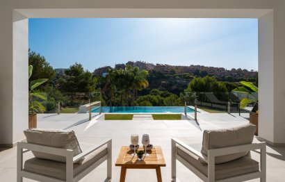 Resale - House - Detached Villa - Marbella - Elviria