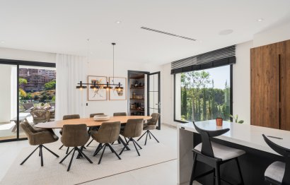 Resale - House - Detached Villa - Marbella - Elviria