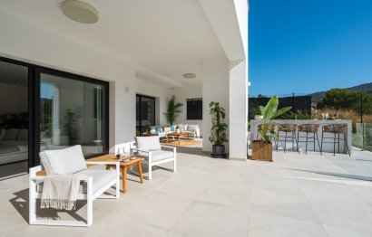 Resale - House - Detached Villa - Marbella - Elviria