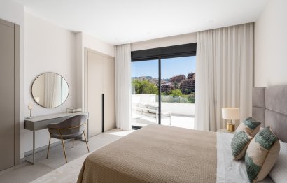 Resale - House - Detached Villa - Marbella - Elviria