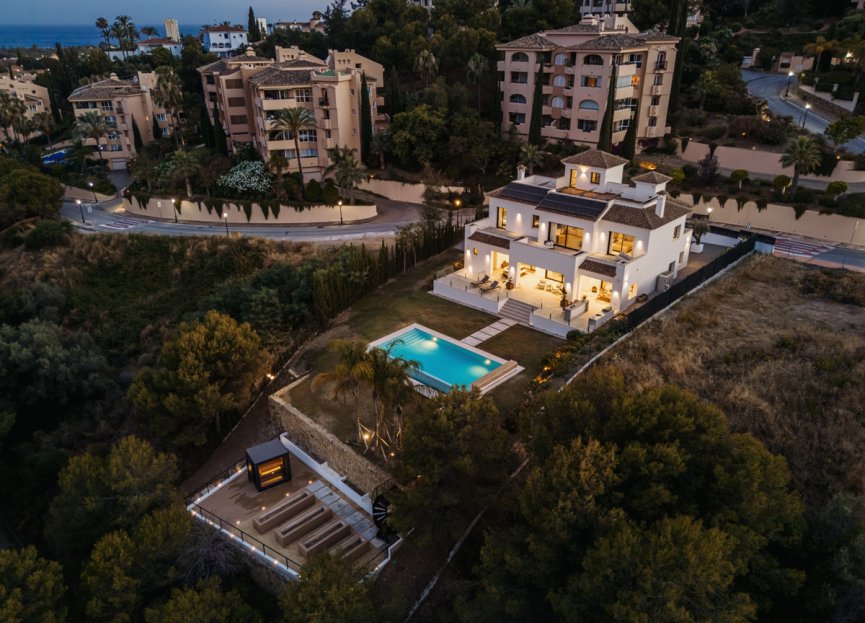 Resale - House - Detached Villa - Marbella - Elviria