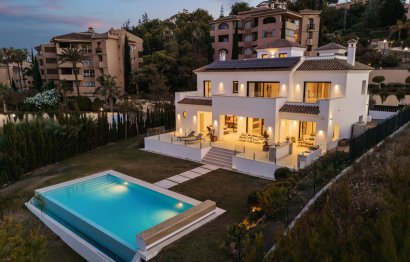 Resale - House - Detached Villa - Marbella - Elviria