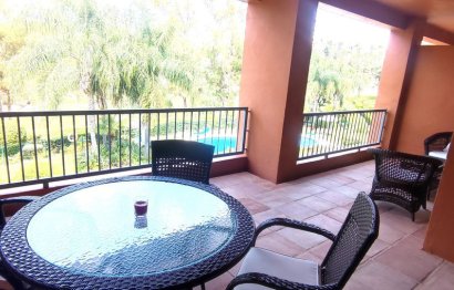 Resale - Apartment - Middle Floor Apartment - Estepona - Atalaya