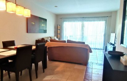 Resale - Apartment - Middle Floor Apartment - Estepona - Atalaya