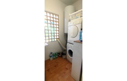 Resale - Apartment - Middle Floor Apartment - Estepona - Atalaya