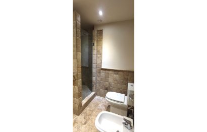 Resale - Apartment - Middle Floor Apartment - Estepona - Atalaya